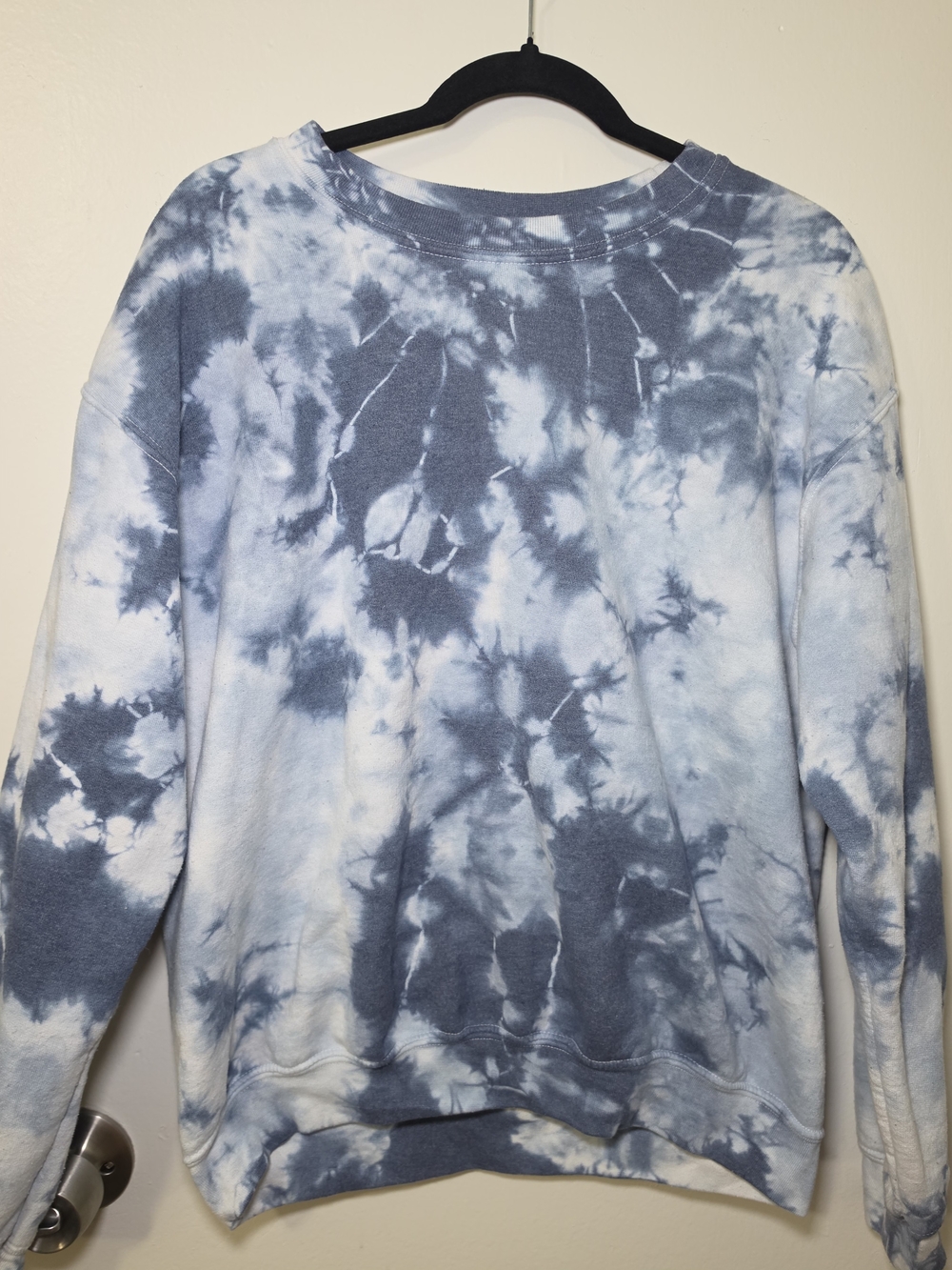 Men's Blue and White Tie-Dye Crewneck Sweatshirt